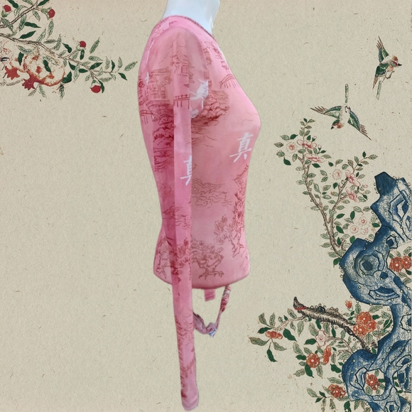 PrettyLittleThing Sheer Oriental Print Bodysuit - Picture 4 of 7